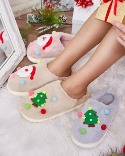 Royalfashion Świąteczne damskie kapcie w kolorze jasnobrązowym Fertemse