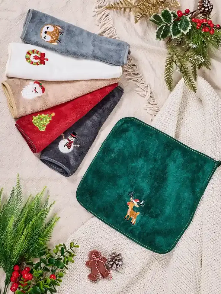 Royalfashion Świąteczny komplet ręczników Happy Xmas