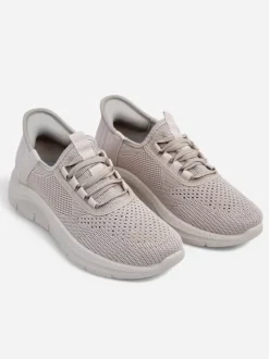 Royalfashion Wsuwane damskie materiałowe buty sportowe Arrate