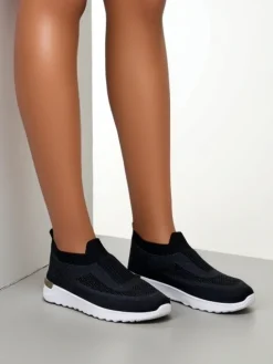 Royalfashion Wsuwane damskie materiałowe buty sportowe Terrifa