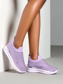 Royalfashion Wsuwane damskie buty sportowe z cyrkoniami Adeq