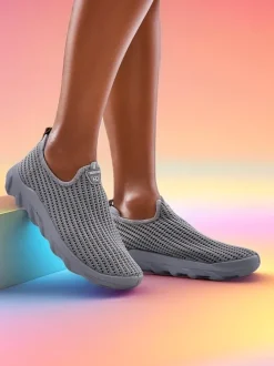 Royalfashion Wsuwane damskie materiałowe buty sportowe Erra