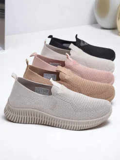 Royalfashion Wsuwane damskie materiałowe buty sportowe Serra