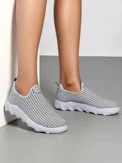 Royalfashion Wsuwane damskie materiałowe buty sportowe Eraste