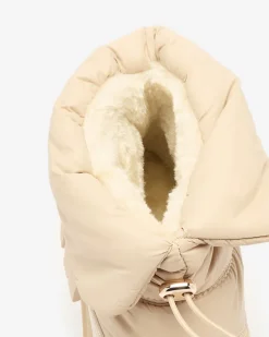 Royalfashion Wsuwane śniegowce damskie w beżowym kolorze Sadella