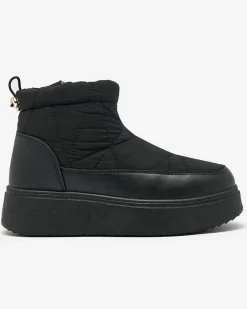 Royalfashion Wsuwane śniegowce damskie w czarnym kolorze Armeda