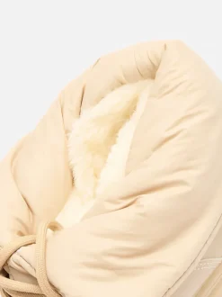 Royalfashion Wsuwane śniegowce damskie w beżowym kolorze Dabenda