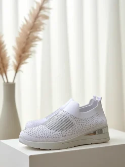 Royalfashion Wsuwane sneakersy damskie na koturnie z cyrkoniami Qelavise