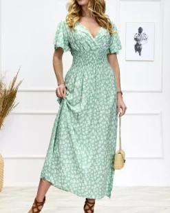 Royalfashion Zielona damska sukienka maxi w kwiecisty wzór