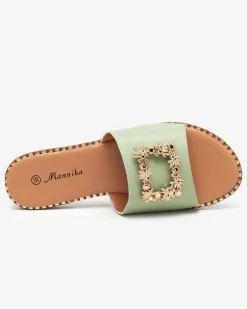 Royalfashion Zielone damskie eleganckie klapki ze złotą ozdobą Meriso