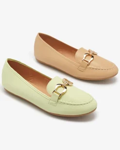 Royalfashion Zielone eko-skórzane damskie mokasyny z ozdobą Wiwet