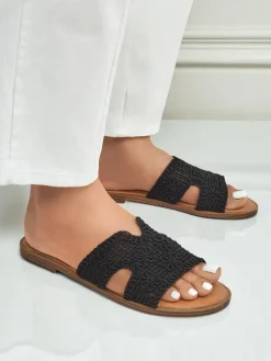 Rpyalfashion Klapki damskie z ozdobnym paseczkiem Braida