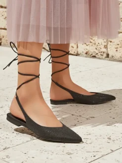 Sandały Damiane Nero - Czarne baleriny wiązane z tkaniny, płaski obcas